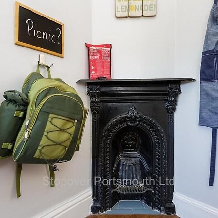 Stopover At Orchard Apartment Light And Cosy Portsmouth Ngoại thất bức ảnh