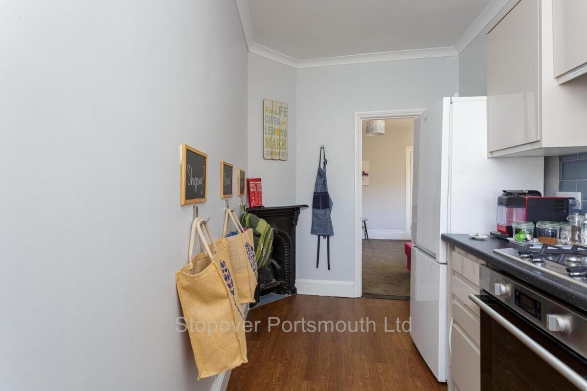 Stopover At Orchard Apartment Light And Cosy Portsmouth Ngoại thất bức ảnh